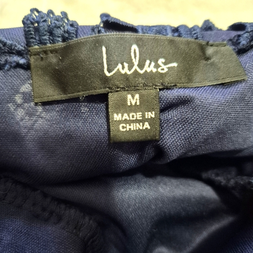 LULUS...Elegant Navy Lace mini Dress..SIZE:M - Picture 13 of 15